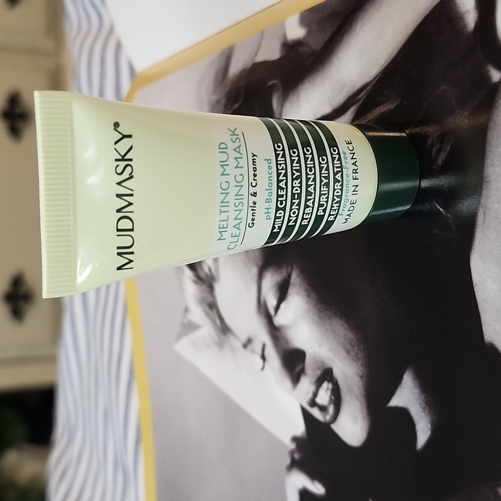 MUDMASKY MELTING MUD CLEANSING MASK
